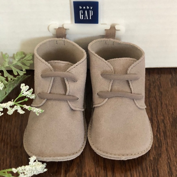 Baby Gap Suede Booties 6-12 months